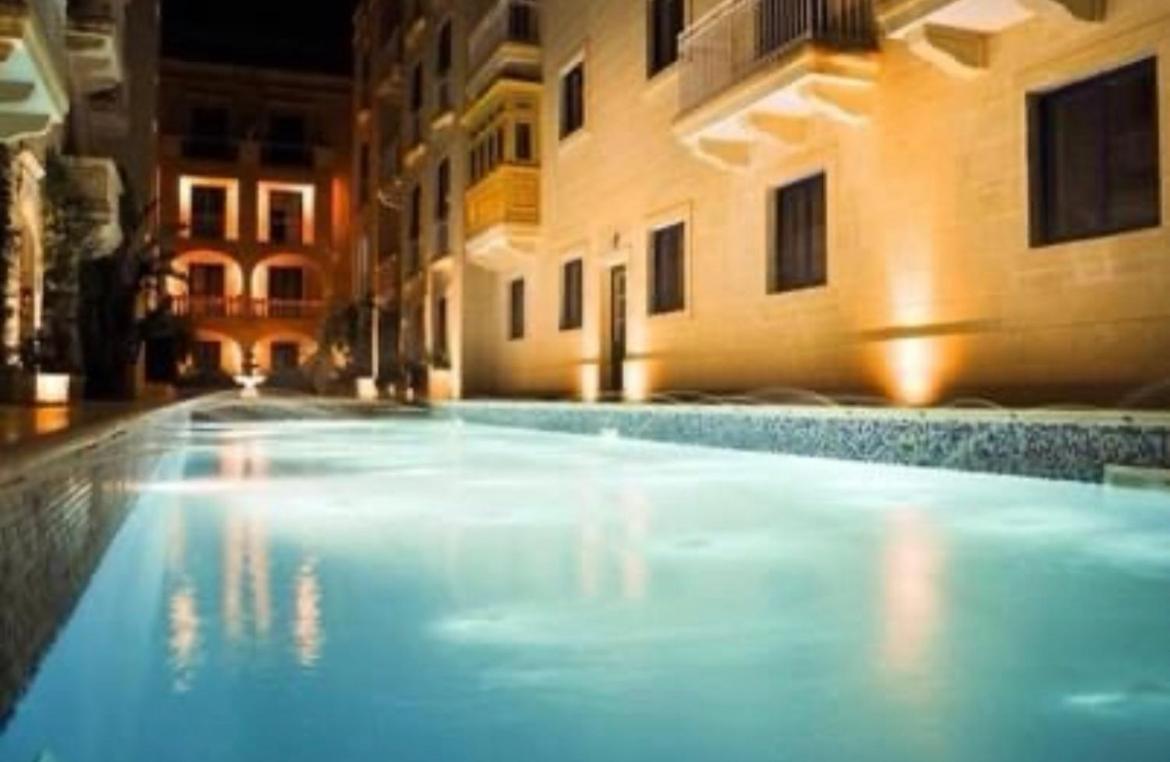 Ix Xaluppa J6 Appartement Għajnsielem
